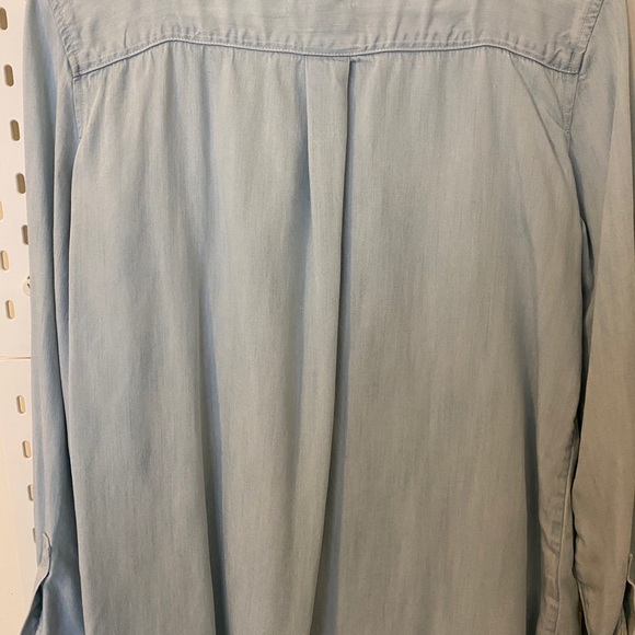 Super soft Loft Button Down - Picture 4 of 4